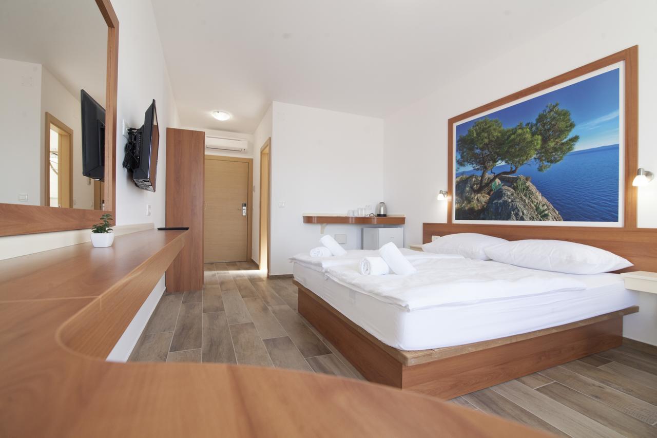 Villa Amorena - Adults Only Бол Экстерьер фото