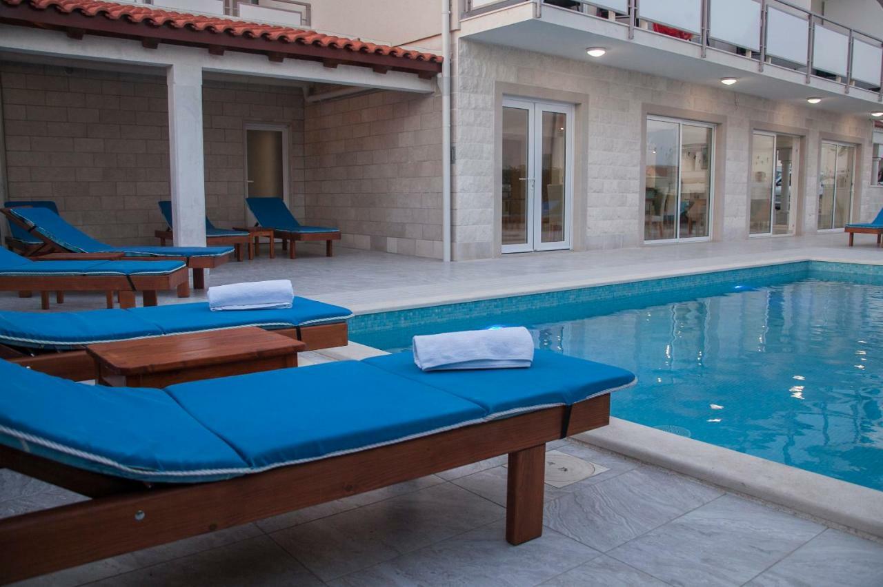 Villa Amorena - Adults Only Бол Экстерьер фото